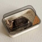 Corner Cut Extra Large Semi-Enclosed Litter Box for Cats & Puppy